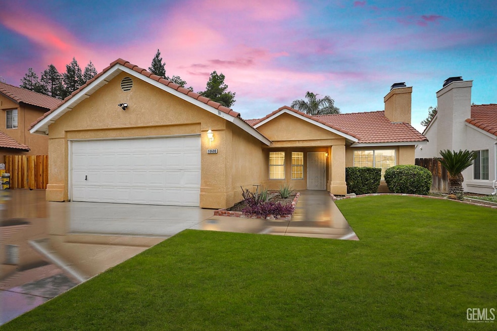 10600 Sunset Canyon Dr, Bakersfield, CA 93311 - photo 1