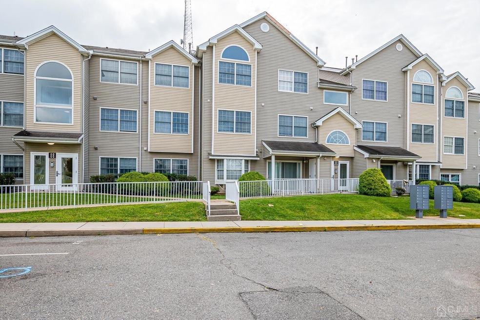 1117 Edpas Rd unit 1117, New Brunswick, NJ 08901 - photo 1