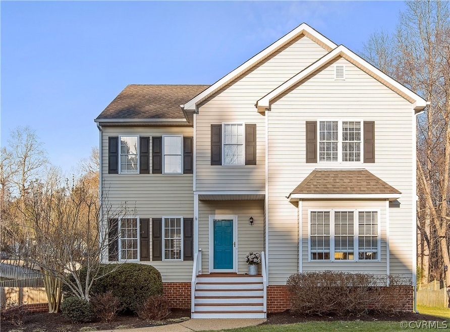 Gorgeous home in a great neighborhood!  Wide stree