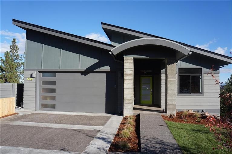 1733 SW Troon Ave, Bend, OR 97702 - photo 1