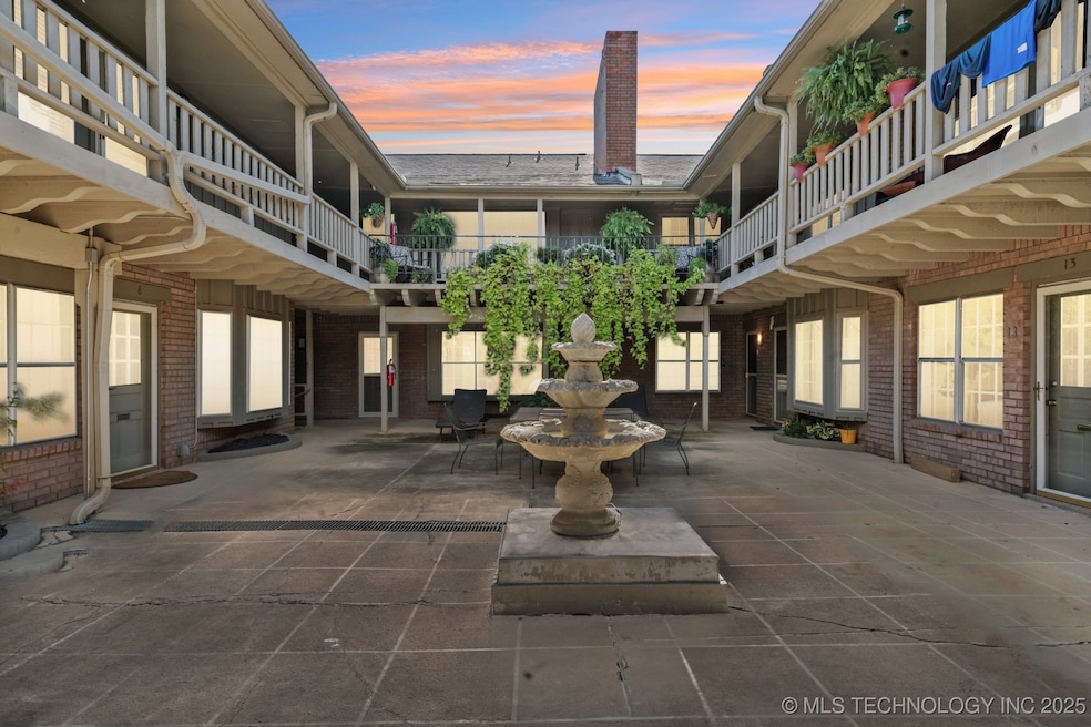 4517 S Peoria Ave unit 10, Tulsa, OK 74105 - photo 1