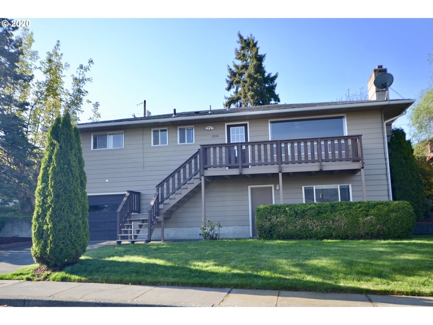 2118 E 13th St, the Dalles, OR 97058 - photo 1