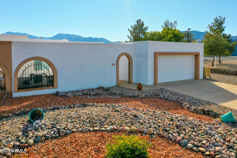 984 E Carmelita Dr, Sierra Vista, AZ 85635 - photo 1