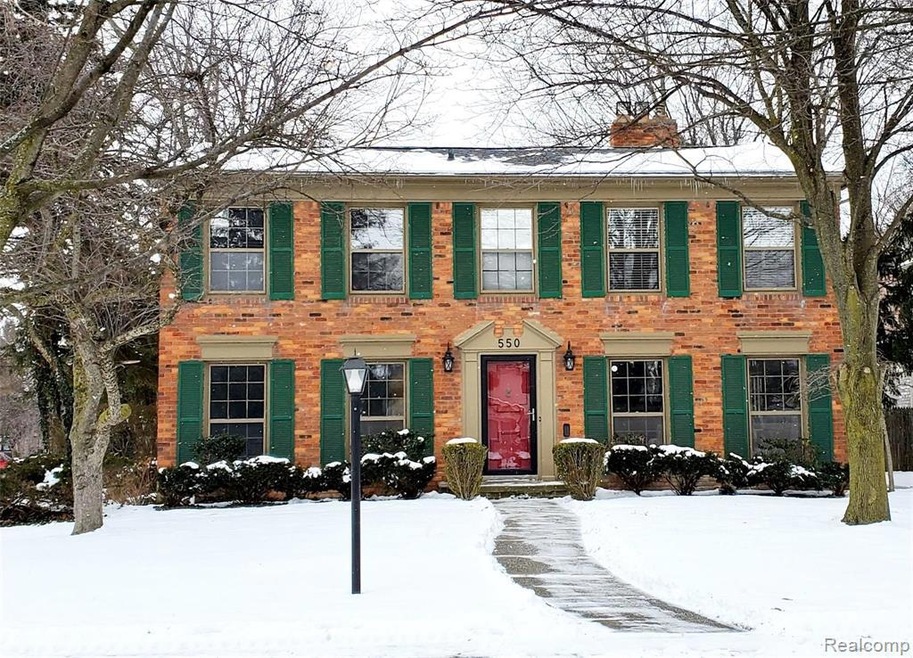 550 Lakeland, Grosse Pointe, MI