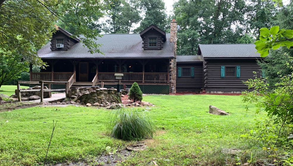 655 Abel Colony Rd, Wind Gap, PA 18091 - photo 1