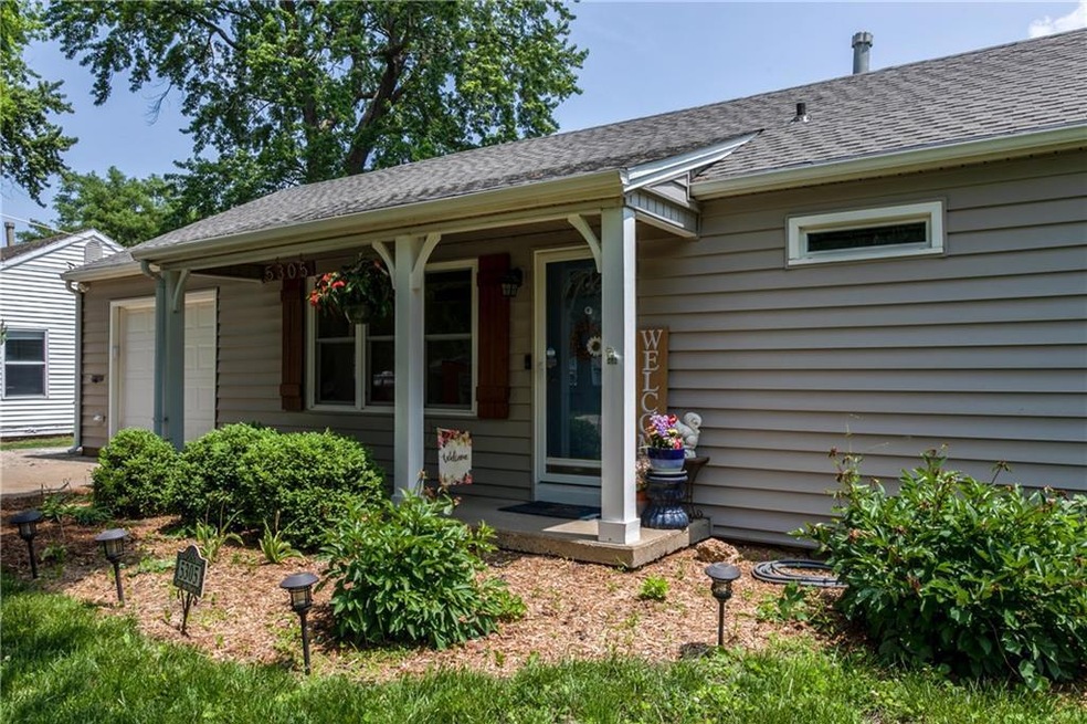 5305 Monrovia St, Shawnee, KS 66216 - photo 1