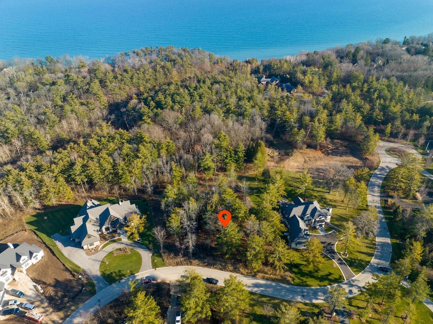 Close to the Lake!