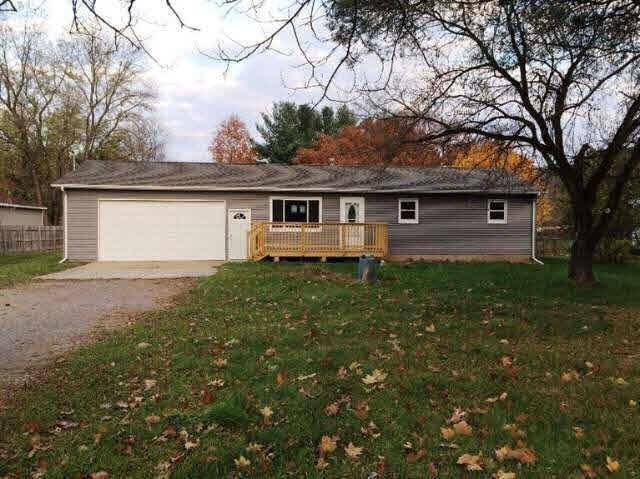 11346 N Elms Rd, Clio, MI 48420 - photo 1