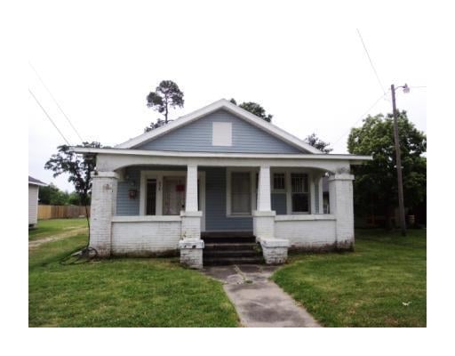 Exterior Front.