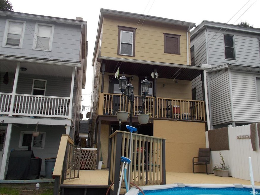 269 E Ridge St, Coaldale, PA 18218 - photo 1