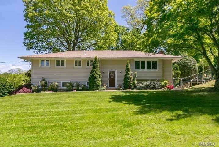 76 Sugar Maple Ln, Glen Cove, NY 11542 - photo 1
