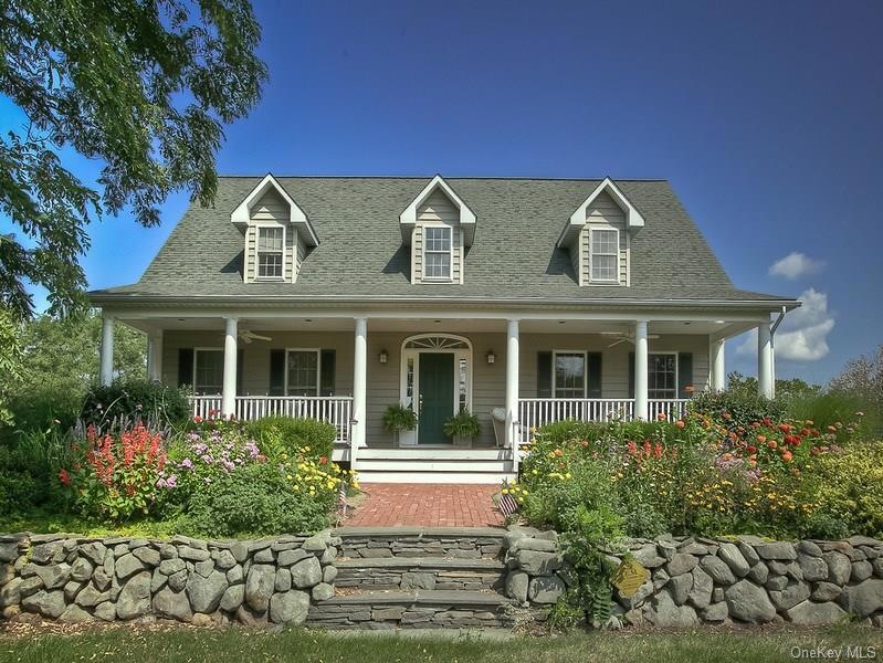 53 Twin Island Cir, Walden, NY 12586 - photo 1