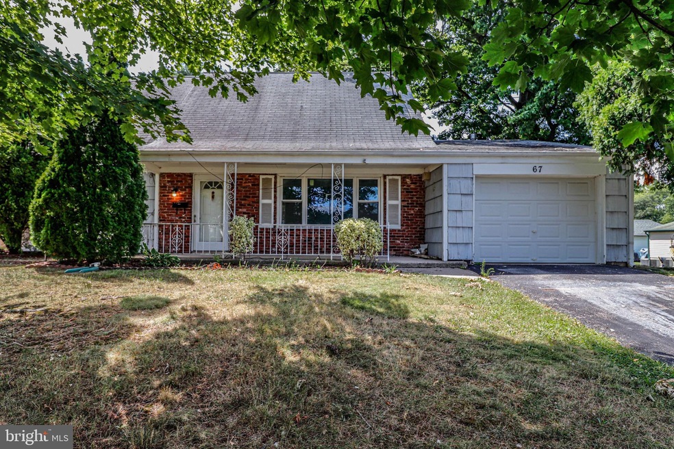 67 Garrison Cir, Willingboro, NJ 08046 - photo 1
