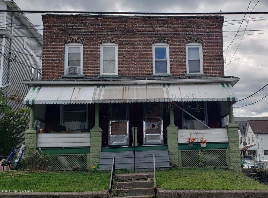 15-17 Oxford St, Wilkes-Barre, PA 18706 - photo 1