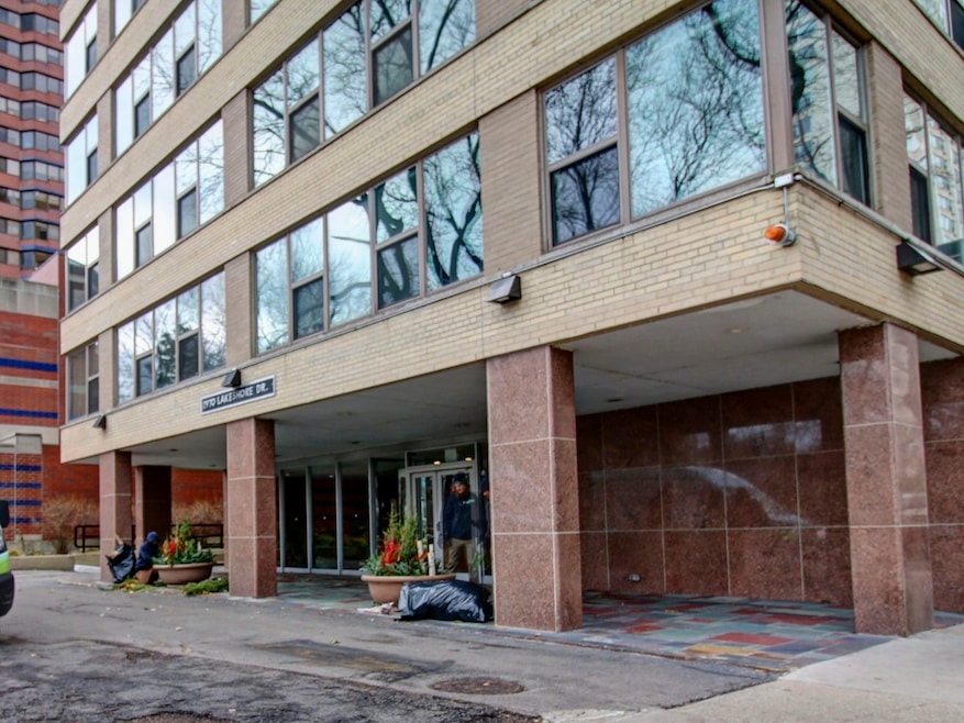 2970 N Lake Shore Dr unit 4D-4E, Chicago, IL 60657 - photo 1