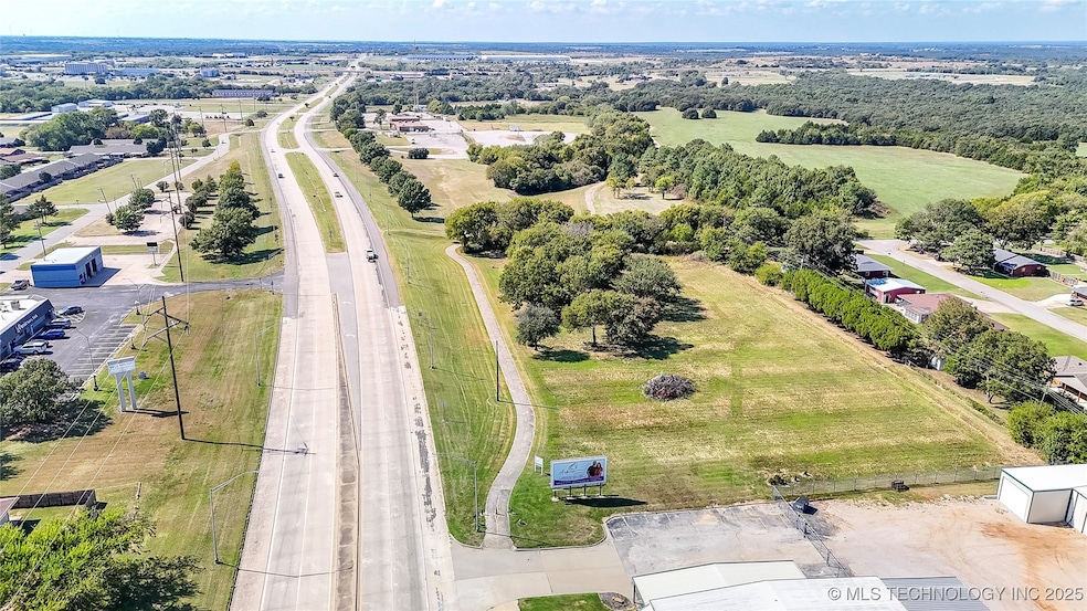 0 Veterans Blvd unit 2542555, Ardmore, OK 73401 - photo 1