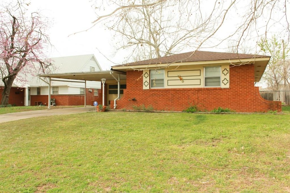 4733 Tate Dr, Oklahoma City, OK 73115 - photo 1