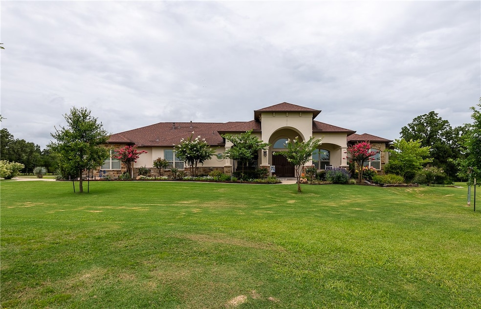 Mediterranean / spanish-style home featuring stucc