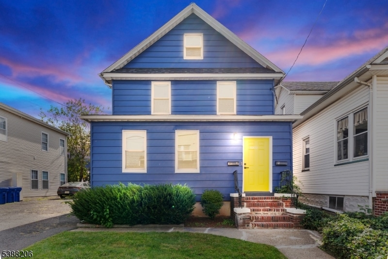 3202 Tremley Point Rd, Linden, NJ 07036 - photo 1