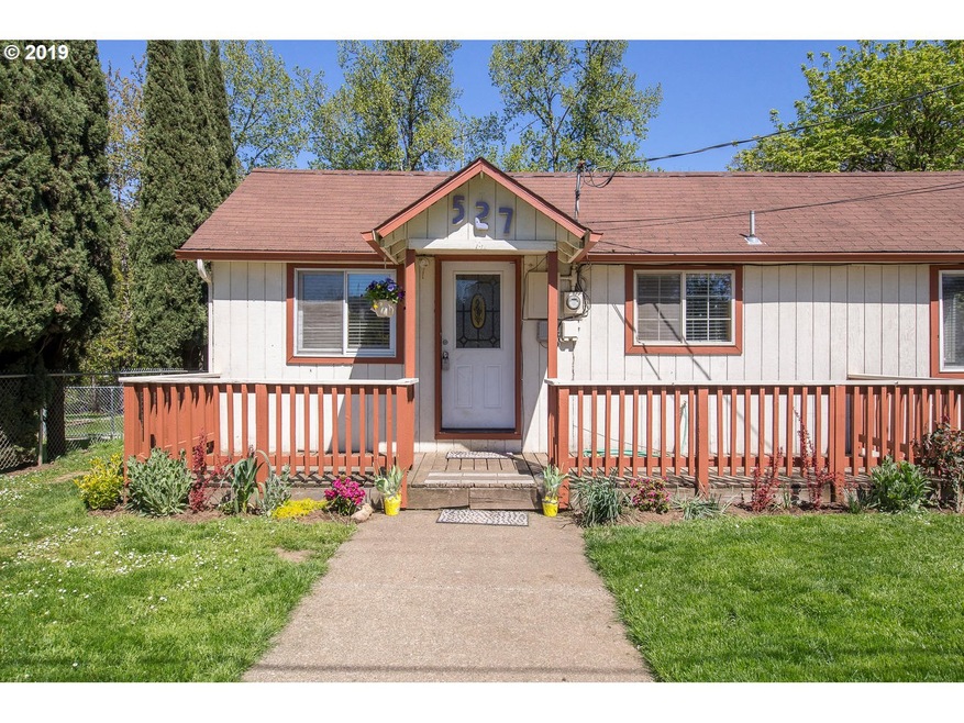 527 SW Monroe St, Sheridan, OR 97378 - photo 1