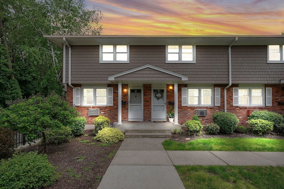 418 Meadow St unit F2, Agawam, MA 01001 - photo 1