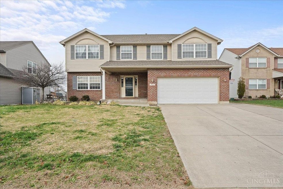 812 E Jameson Ct, Trenton, OH 45067 - photo 1