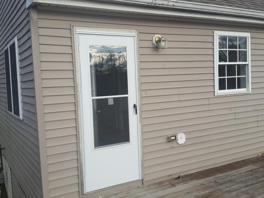 34 Ferry St, Allenstown, NH 03275 - photo 1