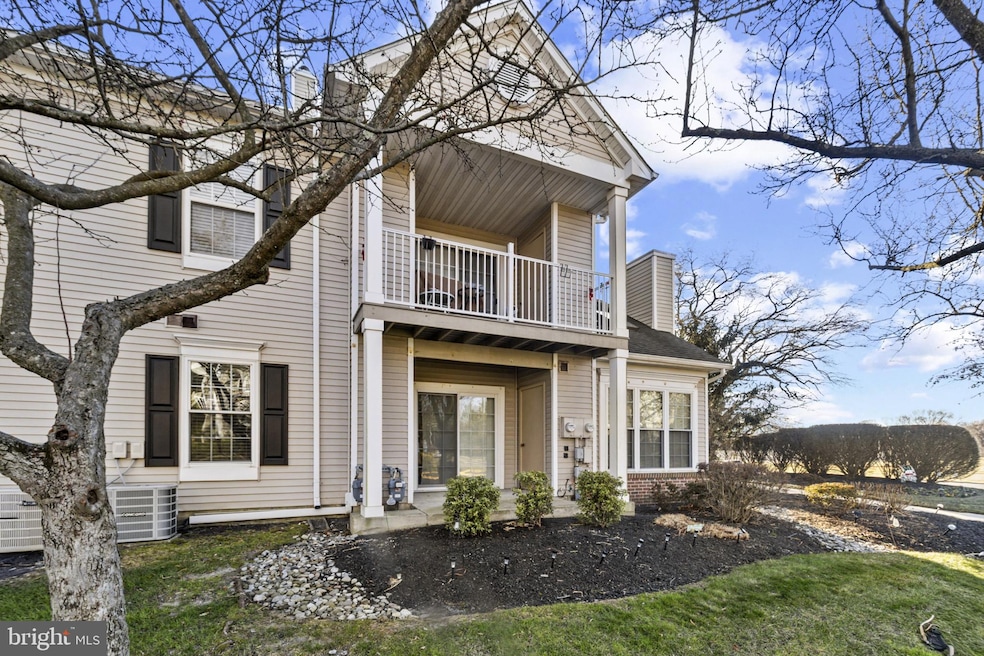 203A Saxony Dr unit 203, Mount Laurel, NJ 08054 - photo 1