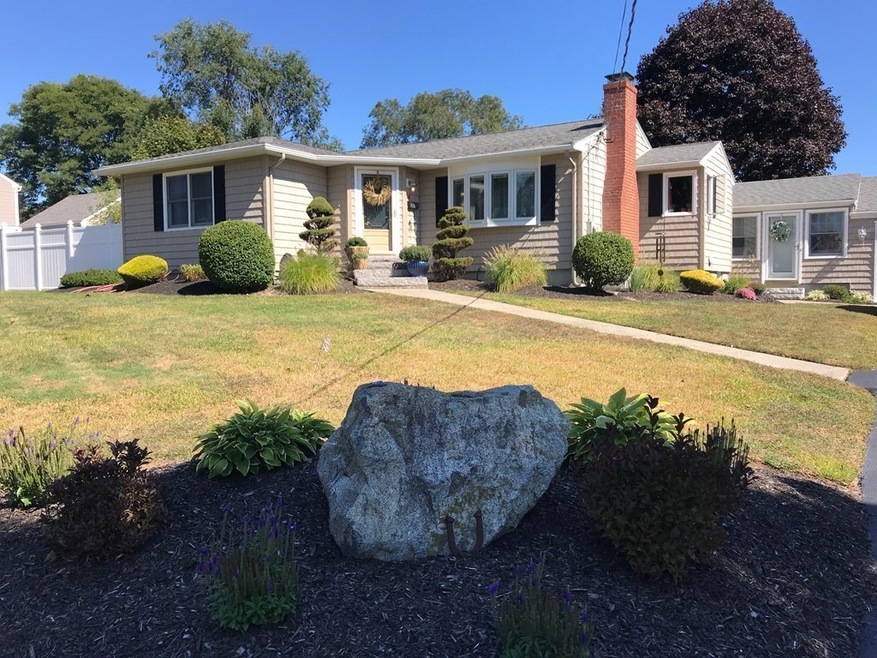 8 Watson Pkwy, Danvers, MA 01923 - photo 1