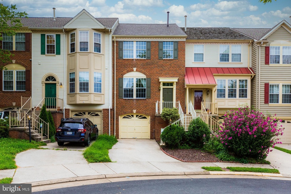 14004 Winding Ridge Ln, Centreville, VA 20121 - photo 1