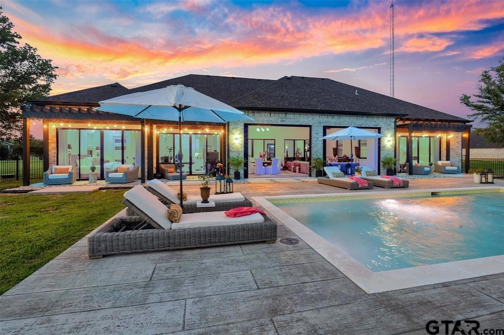 For Sale $999,000 • Co-Listing Agent