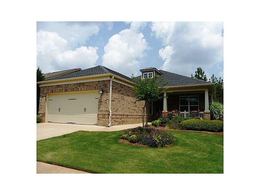 Exterior Front. Beautiful 2 bedroom, two bath Indi