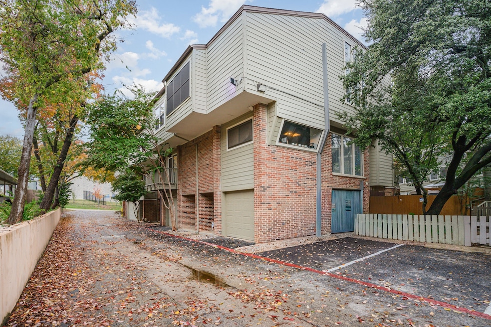 6808 Eastridge Dr unit 12- B3, Dallas, TX 75231 - photo 1