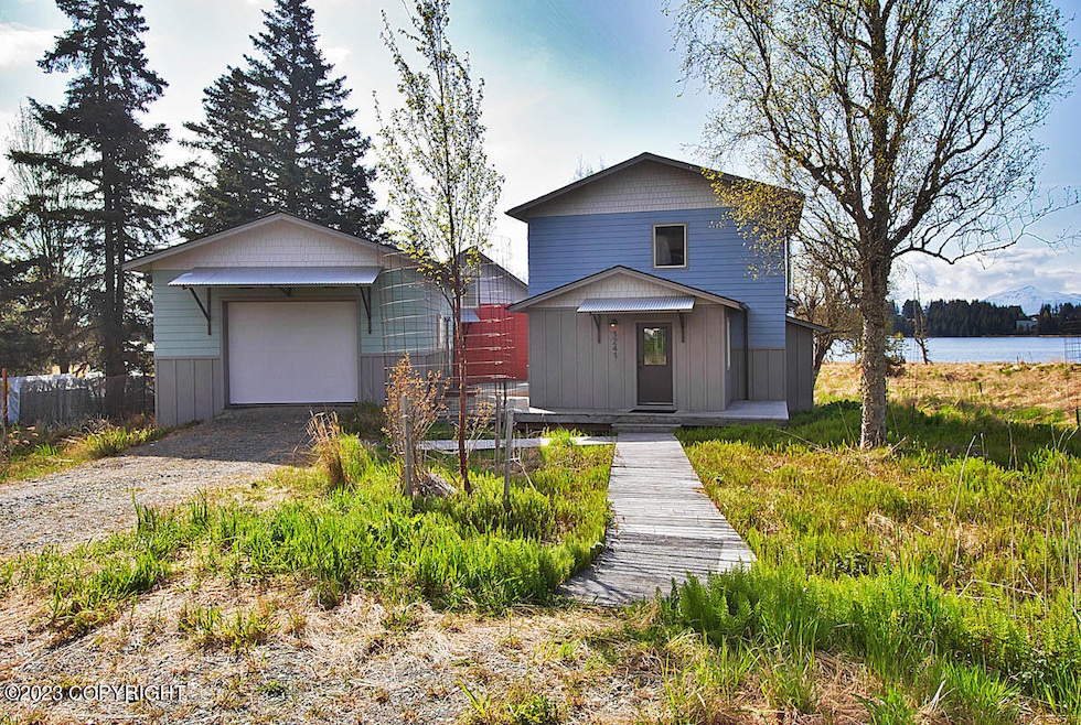 1241 Iris Court
