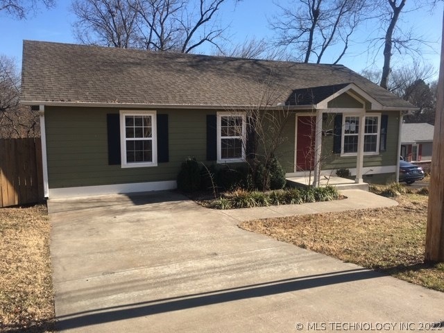 401 S Mission Ave, Tahlequah, OK 74464 - photo 1