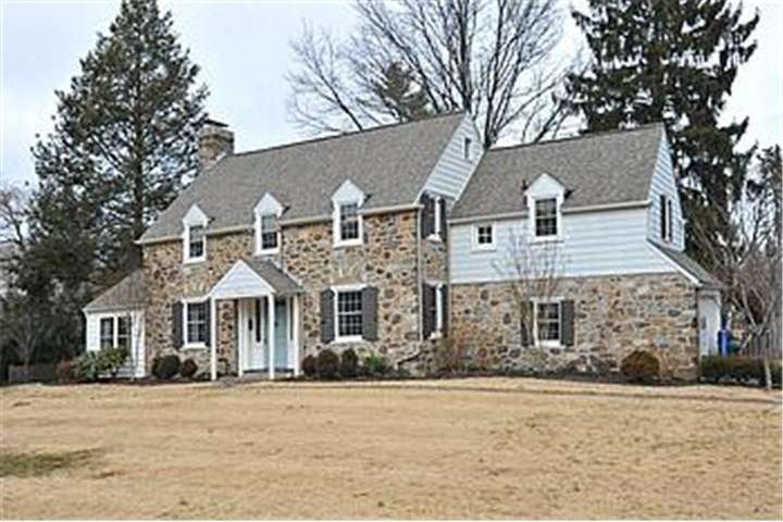 201 N Sproul Rd, Broomall, PA 19008 - photo 1