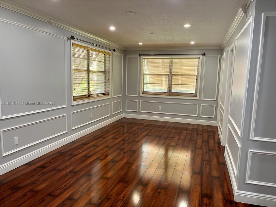 9456 SW 77th Ave unit T4, Miami, FL 33156 - photo 1