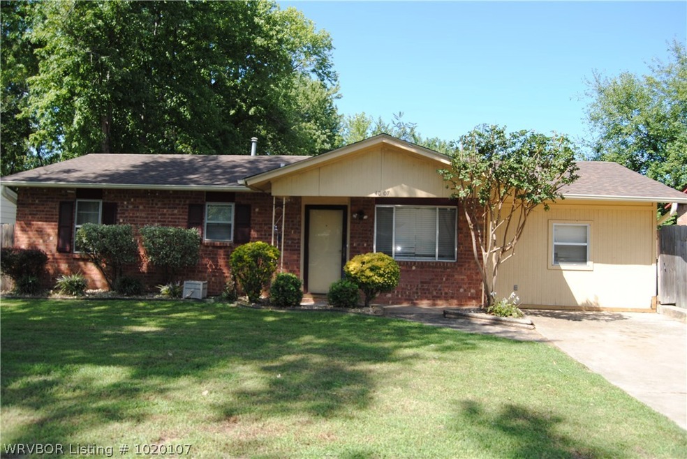 Beautiful shaded home with fenced front yard. Great for kiddos!