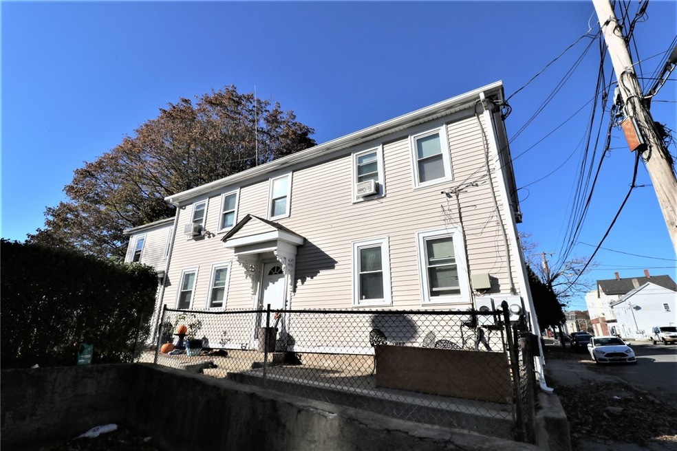 158 Arnold St, Woonsocket, RI 02895 - photo 1