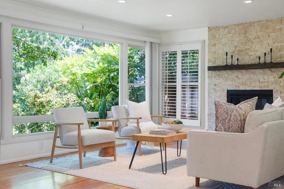 Sold $749,000 • Co-Listing Agent