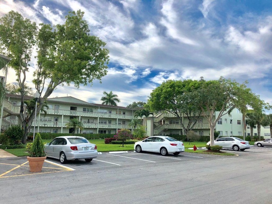 11 Dorset A unit 110, Boca Raton, FL 33434 - photo 1