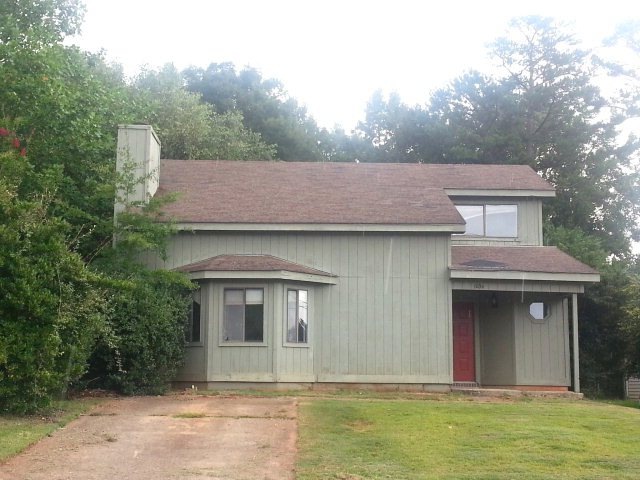 1034 Dekalb St, Auburn, AL 36830 - photo 1