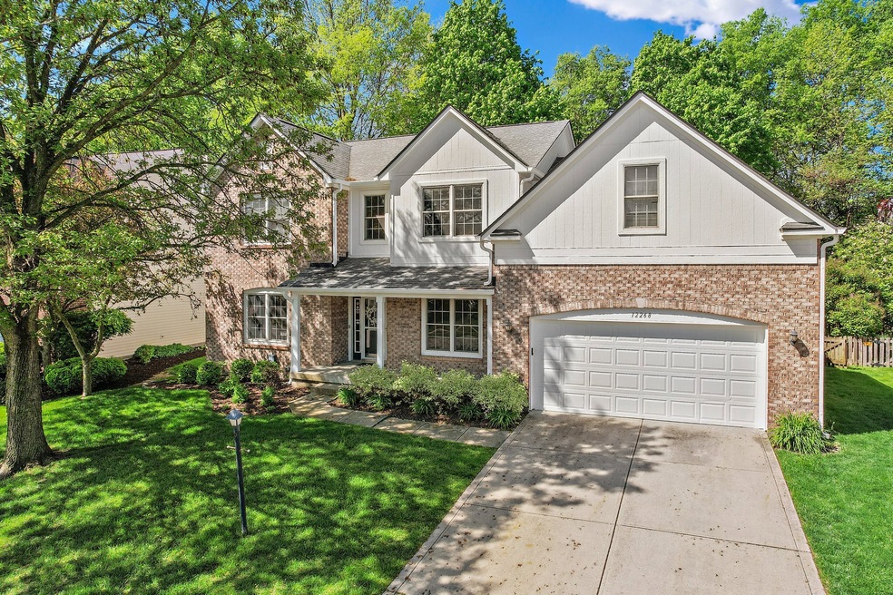 12268 Cobblestone Dr, Fishers, IN 46037 - photo 1