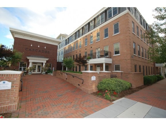 1315 60 Winooski Falls Way unit 1315, Winooski, VT 05404 - photo 1