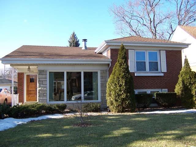 2136 Suffolk Ave, Westchester, IL 60154 - photo 1