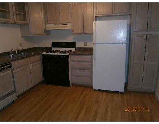 9 Kenmar Dr unit 8, Billerica, MA 01821 - photo 1