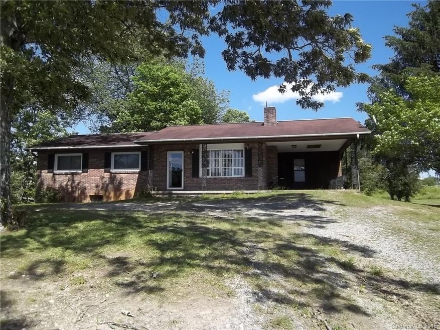 83 Riley Ln, Flat Rock, NC 28731 - photo 1