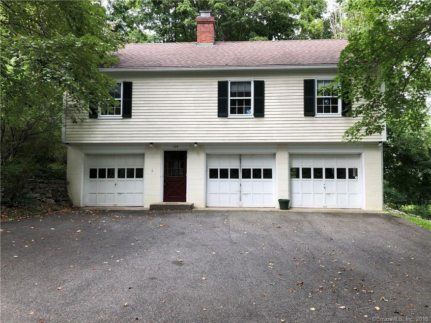 129 Whisconier Rd, Brookfield, CT 06804 - photo 1