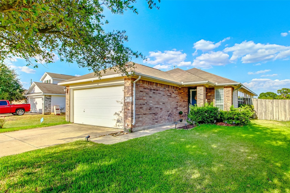 17226 Hawks Landing Dr, Hockley, TX 77447 - photo 1