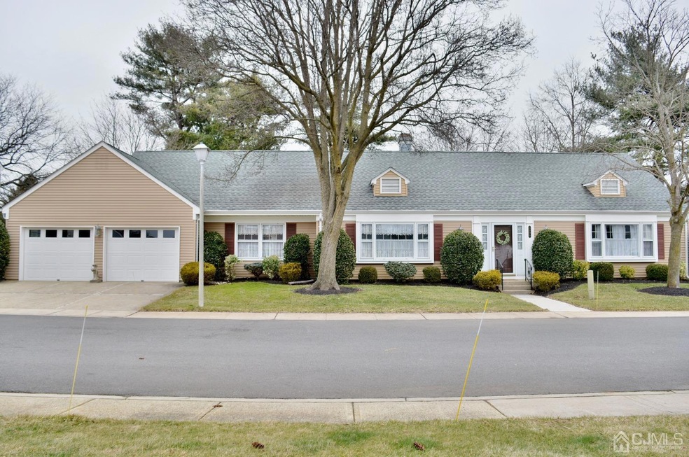 549 Sheldon Way unit A, Monroe Township, NJ 08831 - photo 1